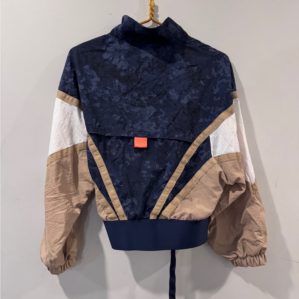 Nike Spring Melbourne Training Jacket Medium - image 2